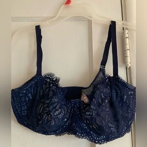 Victoria's Secret Blue Lace Underwire Bra